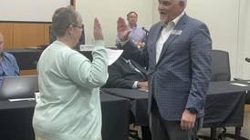 Photos: Newly-elected DeKalb city officials sworn in to office
