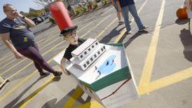 Gallery: Kids, parents enjoy Yorkville Chamber's Biz Boo! event 
