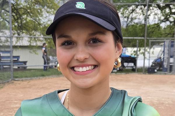 Dwight snaps losing streak with victory over Newark