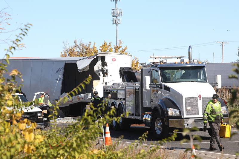 Workers continue to clean up southbound I-55. A crash involving two semitrailers shutdown down southbound I-55 as diesel fuel, water bottles and soybeans covered all lanes of Interstate 55 south of the I-80 interchange early Wednesday morning.