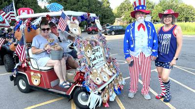 Patriotic fun prevails in Grand Detour despite rain delay