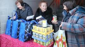 Photos: Stage Coach Players hold Thanksgiving food drive