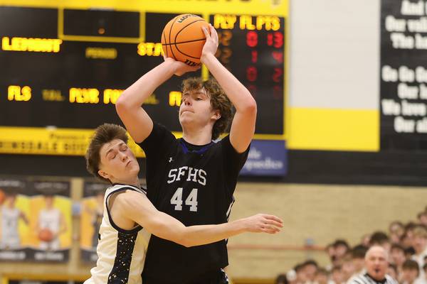 St. Francis continues Cinderella run with sectional semifinal win over Lemont