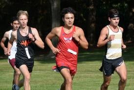 Oregon’s Daniel Gonzalez takes eighth at home meet, Anya Anaya leads Oregon girls