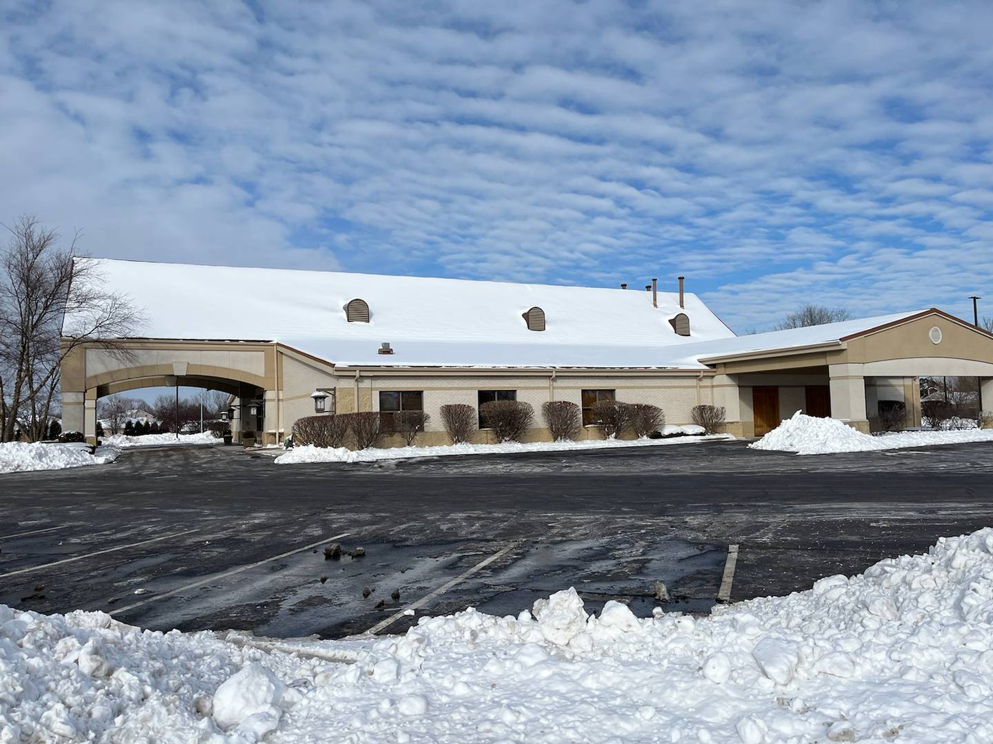 Tezak Funeral Home, 1211 Plainfield Road, Joliet, seen on Friday, Feb. 4, 2022.