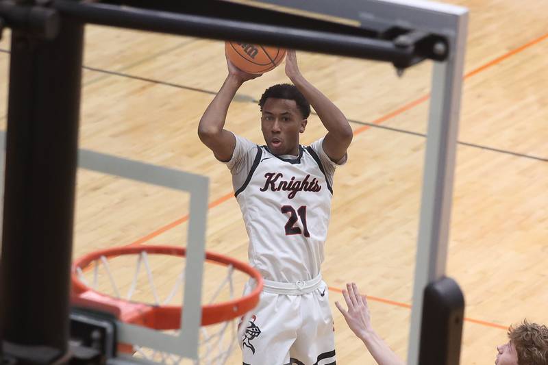 Lincoln-Way West’s Eiden Kubilius hits the midrange shot against Neuqua Valley on Saturday, Feb. 1, 2025.