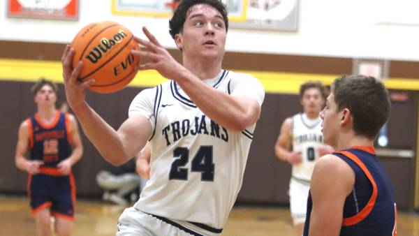 Photos: Cary-Grove vs. Naperville North in Hinkle Holiday Classic boys basketball