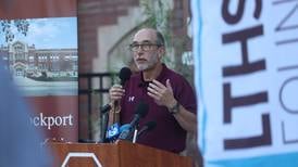 LTHS extends superintendent’s contract to 2027
