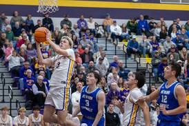 Photos: Mendota boys basketball topples undefeated Newman 65-46