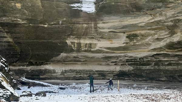 Photos: Lack of precipitation cancels Starved Rock ice climbing