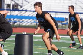 Senior-laden St. Charles North defense ready to make waves in 2025 season