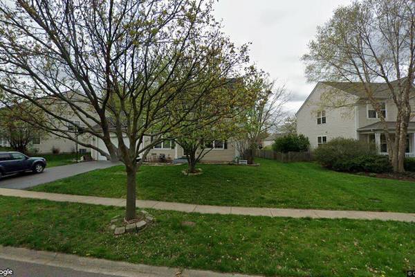 Oswego: Single-family home goes for $352,000