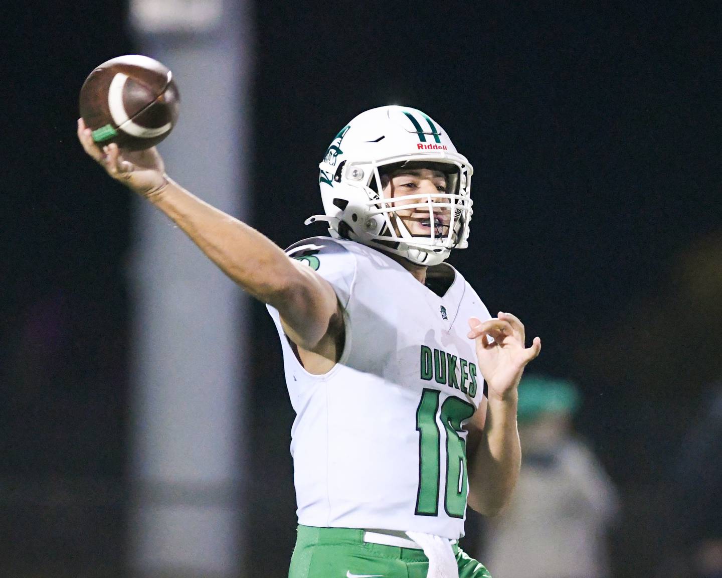 York's Zack Assaad (16) throws for a pass during the game on Friday Oct. 10, 2025, while traveling to take on Downers Grove North High School.