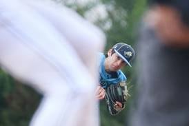 Photos: Marquette blanks Eureka 3-0 in baseball