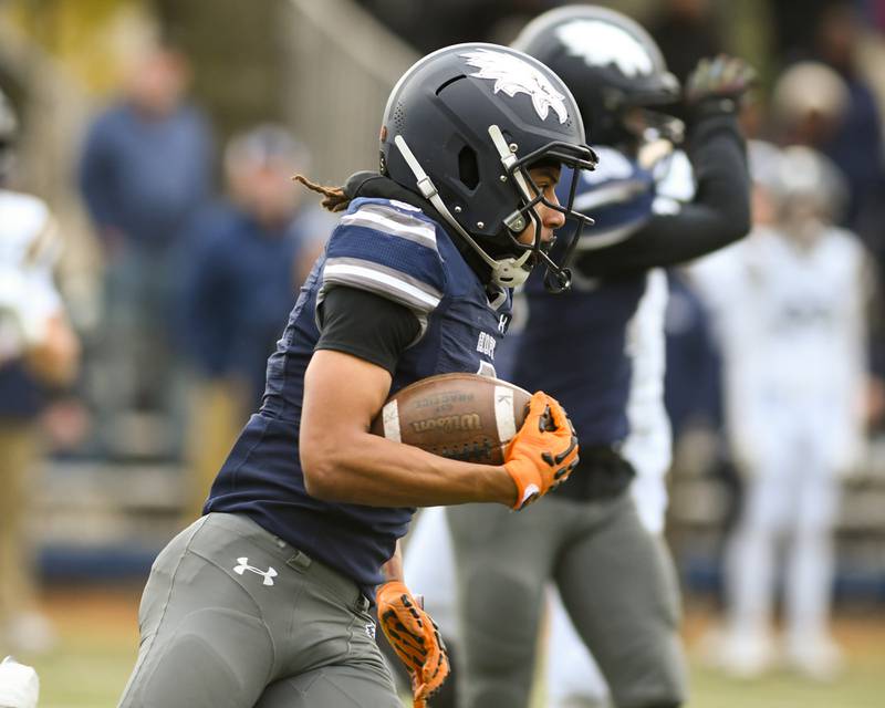 Chicago Hope Academy’s Josh Hallom (3) returns a kickoff for a touchdown during the 3A Playoff game against IC Catholic Prep on Saturday Nov. 1, 2025, held at Altgeld Park in Chicago.