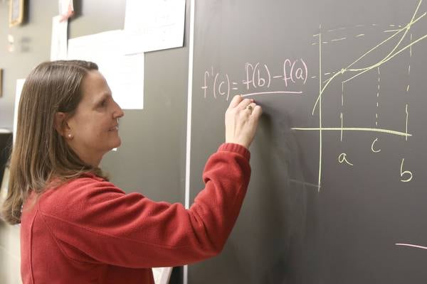 Illinois developing plan to improve math education