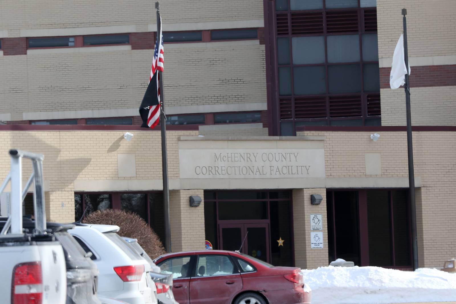 No charges will be filed in the deaths of 3 McHenry County Jail inmates