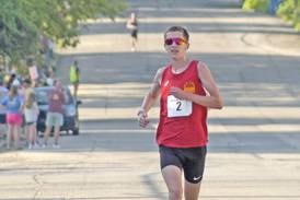 Dixon’s Aaron Conderman and Dean Geiger finish 1-2 at the 25th annual Reagan Run