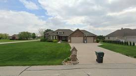 Single-family home sells in Minooka for $685,000