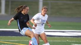 Kane County girls soccer notebook: St. Charles North, St. Charles East off to hot starts