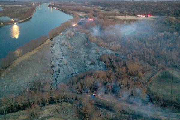 Photos: Massive brush fire breaks out near Granville along the Illinois River