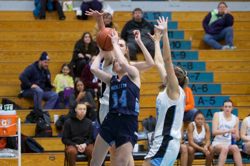 Downers Grove South's Allison Jarvis drives to the basket against Willowbrook on Friday, Feb.3,2023 in Villa Park.