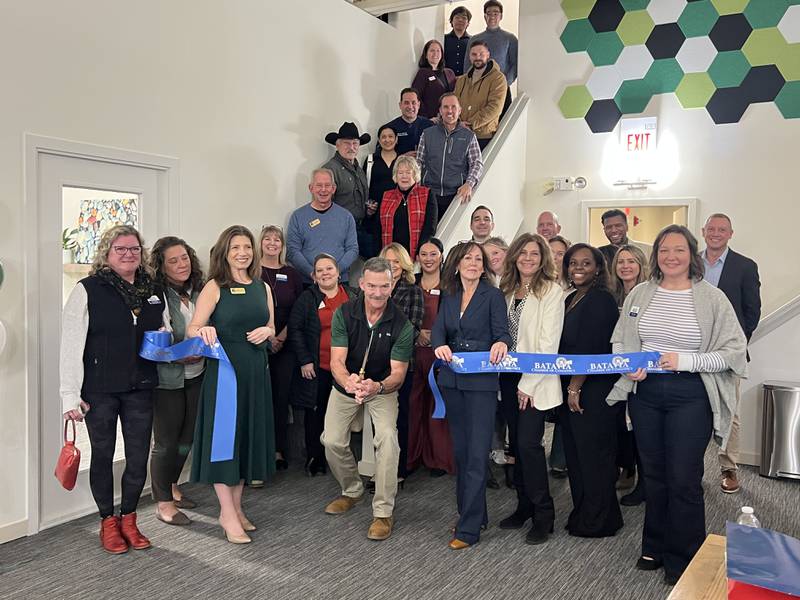 The Batavia Chamber of Commerce celebrating Home Instead Fox River Valley‘s new location