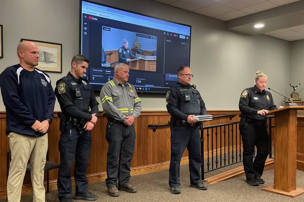 Peru honors three who averted tragedy at Feb. 9 fire