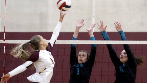 Photos: Richmond-Burton defeats Woodstock North in KRC girls volleyball matchup
