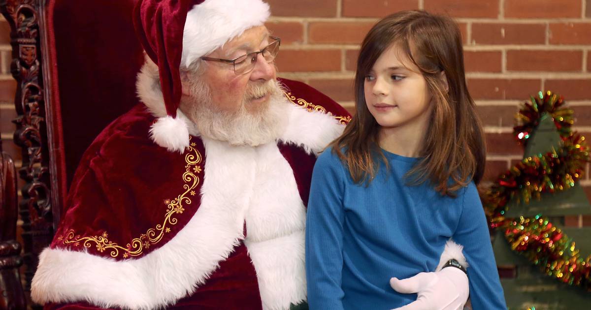 Photos Elburn Christmas Stroll Shaw Local