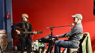 6 live music destinations in Starved Rock Country for national and local touring artists