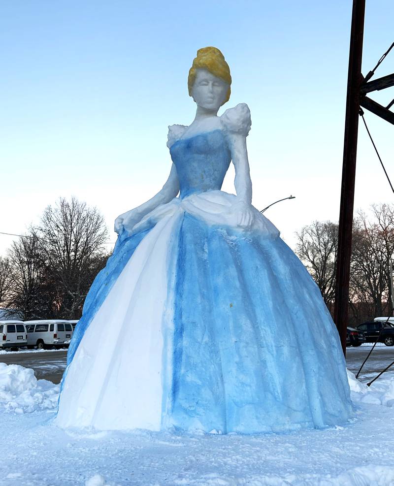 Fran Volz created this Cinderella snow sculpture on the northwest corner of Conover Square at 203 N. 3rd Street in Oregon. He painted the sculpture on Thursday, Dec. 4, 2025.