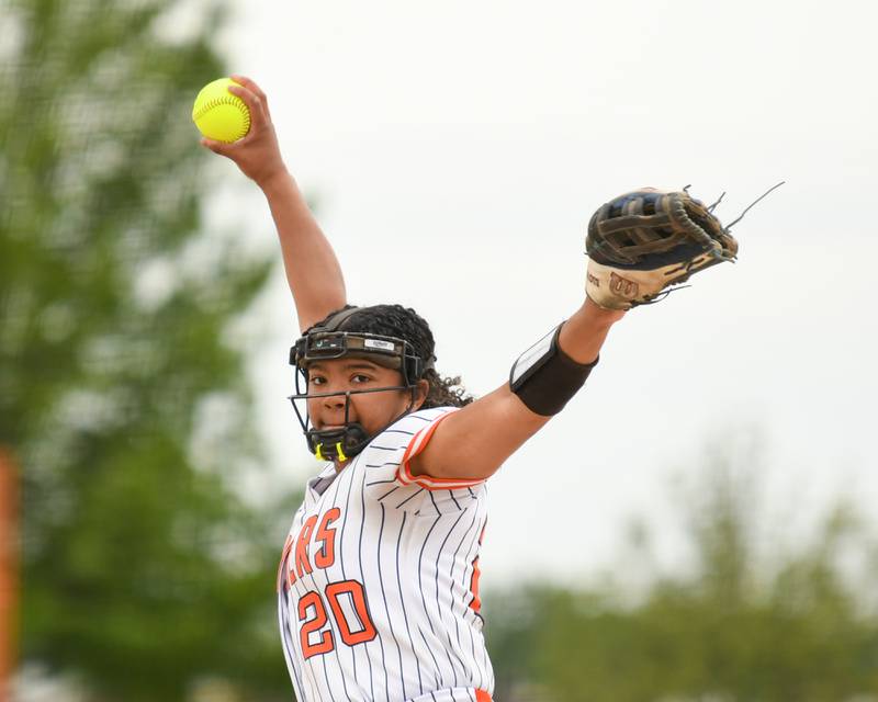 Oswego's Jaelynn Athony (20) pitches during the regional final game on regional finals Friday May 22, 2026, while taking on Benet Academy held at Oswego High School.
