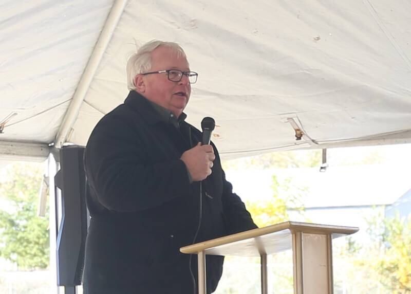 Ottawa mayor Dan Aussem speaks to a large crowd during a groundbreaking ceremony for the new YMCA on Tuesday, Oct. 18, 2022 in Ottawa.