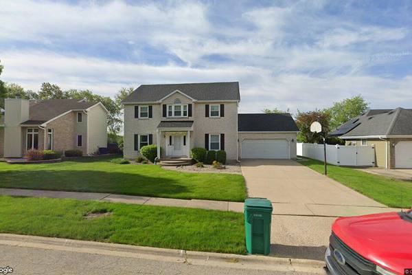 Sale closed in Joliet: $440,000 for a single-family home