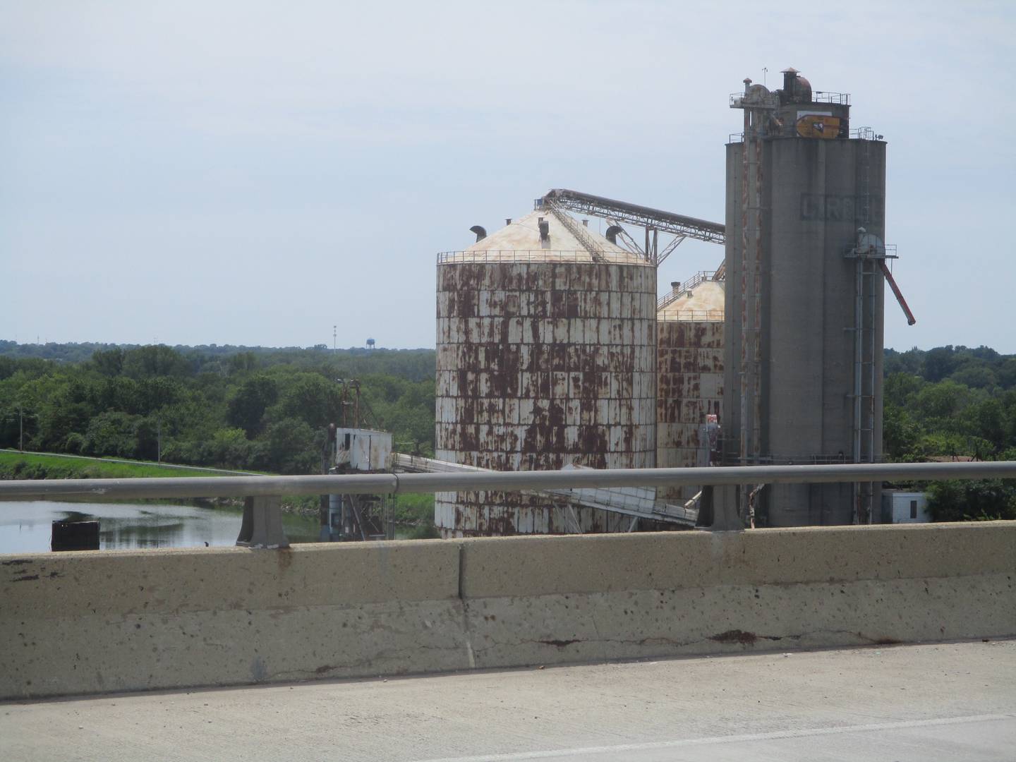 The grain silos south of the 9th Street bridge in Lockport Township are rusting away. Ducere LLC will tear down the grainery as it builds an oil terminal on the site. July 19, 2023.