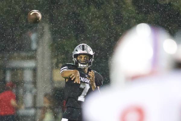 Kane County notes: Jalen Carter, a St. Francis transfer, feels right at home under center for Kaneland
