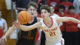 Streator leads at halftime, but state-ranked East Peoria pulls away at the Pops