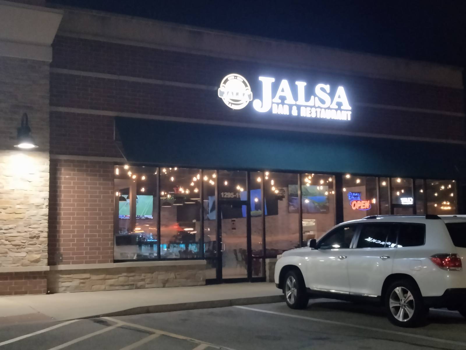 Mystery Diner in Crystal Lake Jalsa brings the spice with tasty Indian