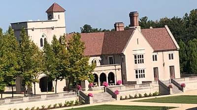 Harvard ‘castle’ still on the market – for about $4M – after auction produced no buyer 