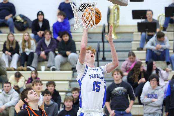 Ethan McNeil, Alex Chenoweth lift Peotone past Beecher