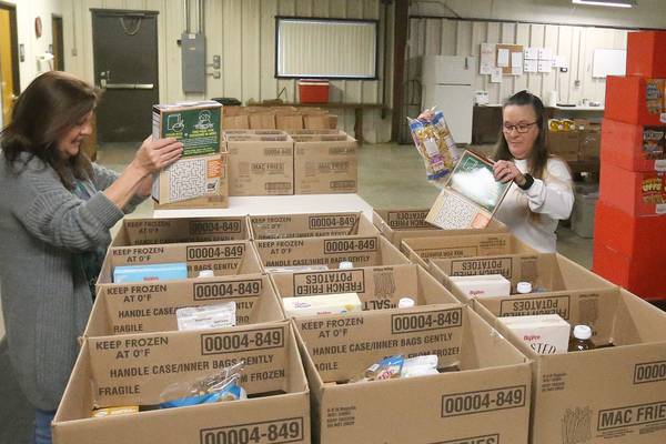 Photos: Illinois Valley Food Pantry braces for Federal Food Aid shutdown