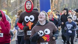 A gobbling good time: St. Anne’s Turkey Trot hits streets