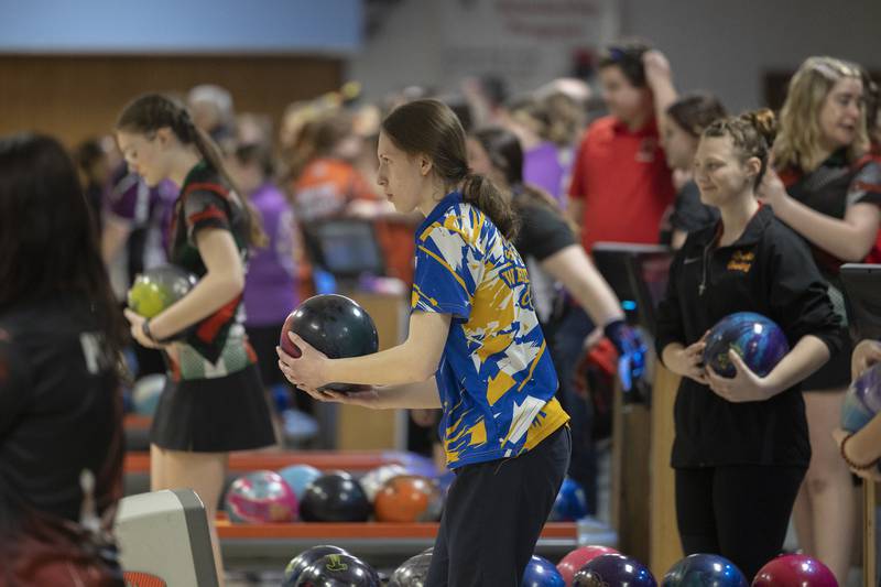 Sterling’s Sarah Doughty concentrates Friday, Feb. 7, 2025, in the girls bowling regionals at Plum Hollow in Dixon.