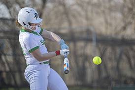 Softball: Rock Falls’ Peyton Smit, Nicolette Udell hit home runs in victory over Forreston