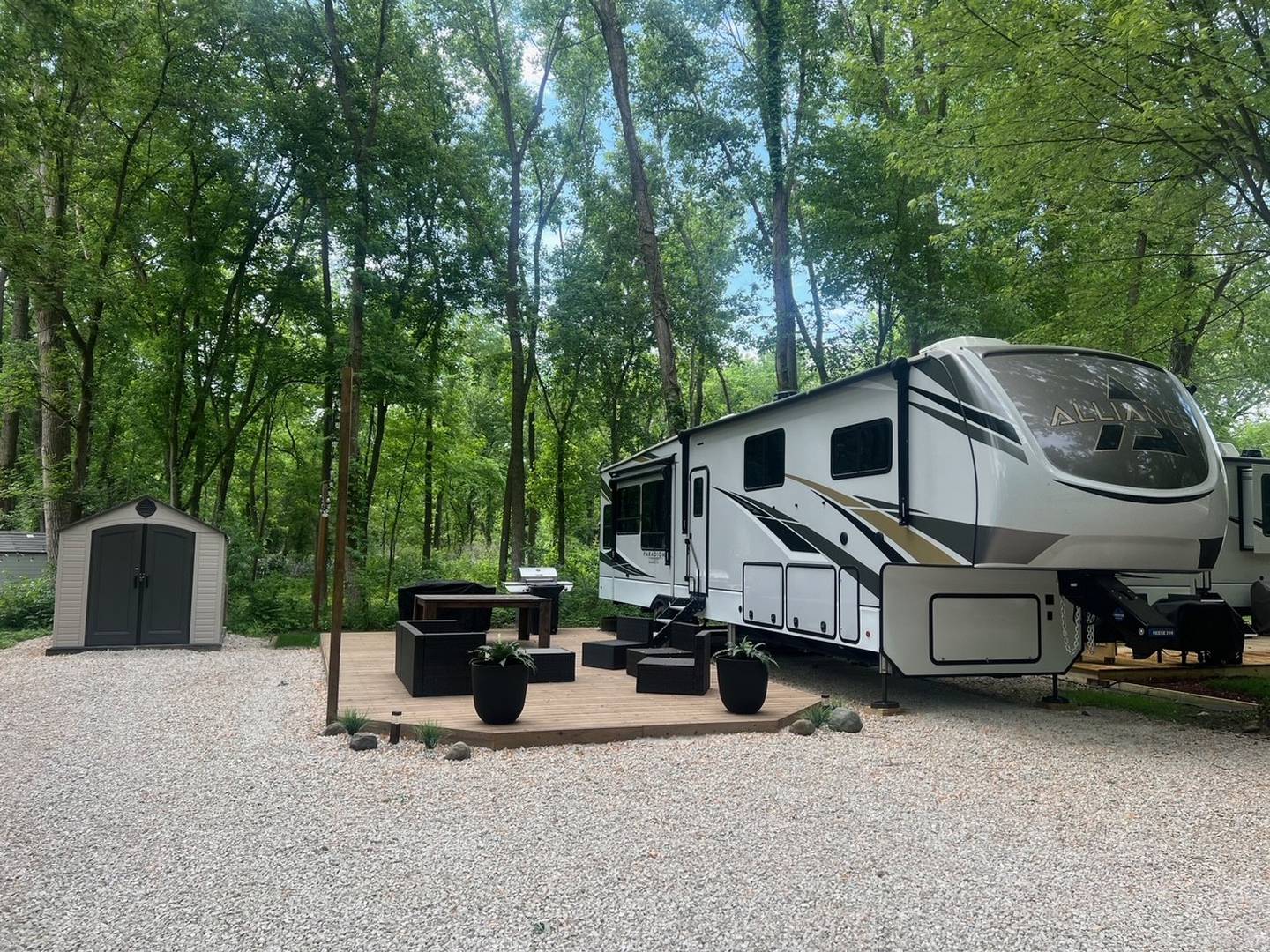 Fox Bluff has 650 RV sites available, 1.5 miles of waterfront, seven renovated cottages, a renovated bathhouse and laundry and more.