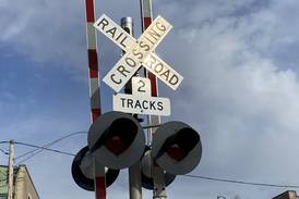 Sugar Grove railroad crossing closed for week 