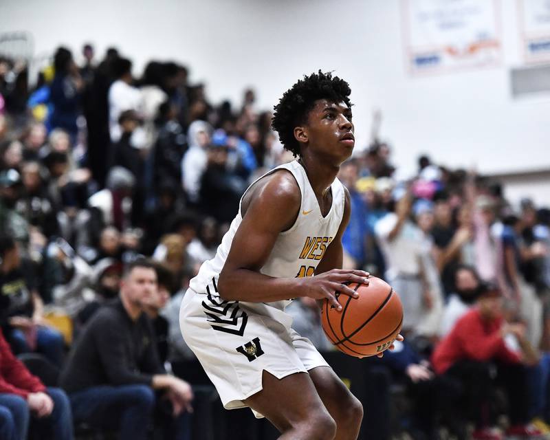 Joliet West's Jeremy Fears sets up for a shot against Yorkville's on Friday, Jan. 20, 2023, at Joliet.