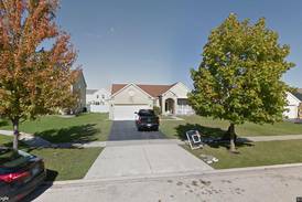 Single-family home sells for $440,000 in Shorewood