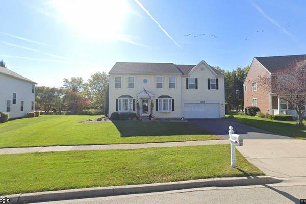 Huntley: Five-bedroom house sells for $445,000